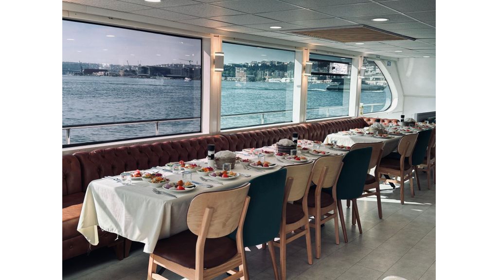 Ruyacz Motor Yacht (011)