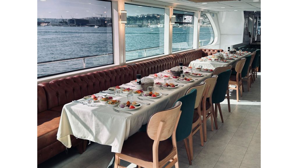 Ruyacz Motor Yacht (012)