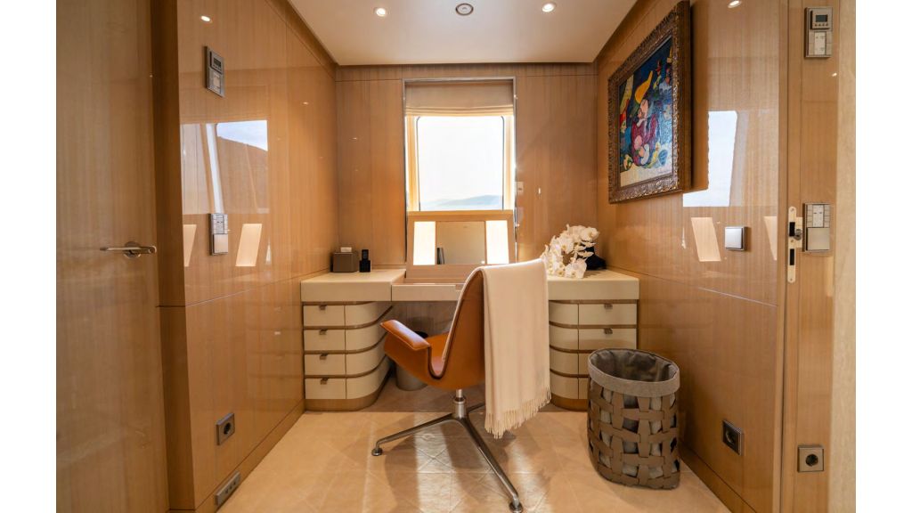 Starlust MotorYacht (009)
