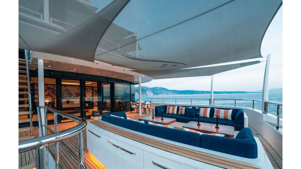 Starlust MotorYacht (010)