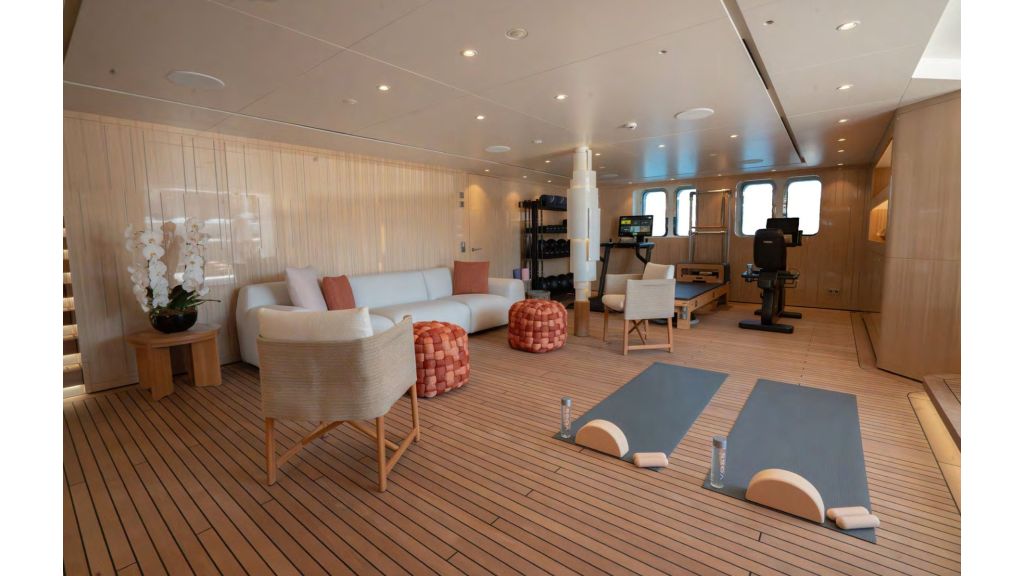 Starlust MotorYacht (024)