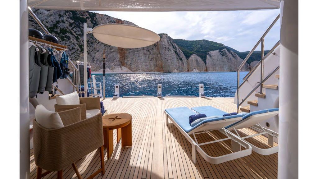 Starlust MotorYacht (025)