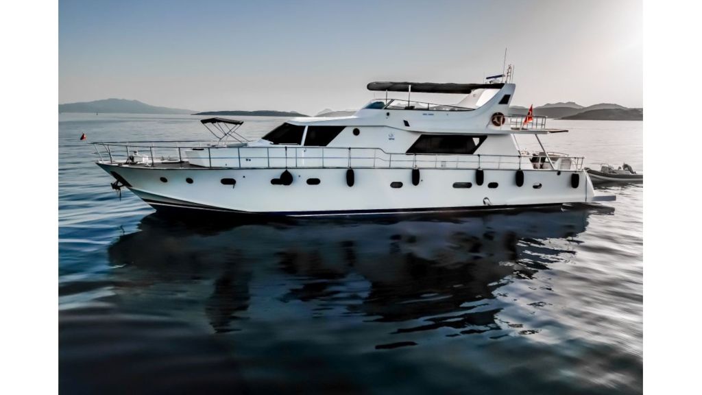 Bige Derin MotorYacht (003)