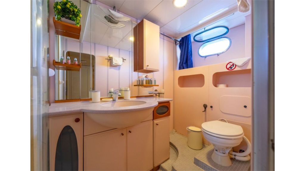Bige Derin MotorYacht (018)
