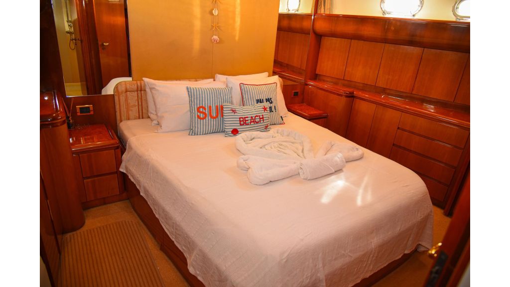 Gokce1 MotorYacht (016)