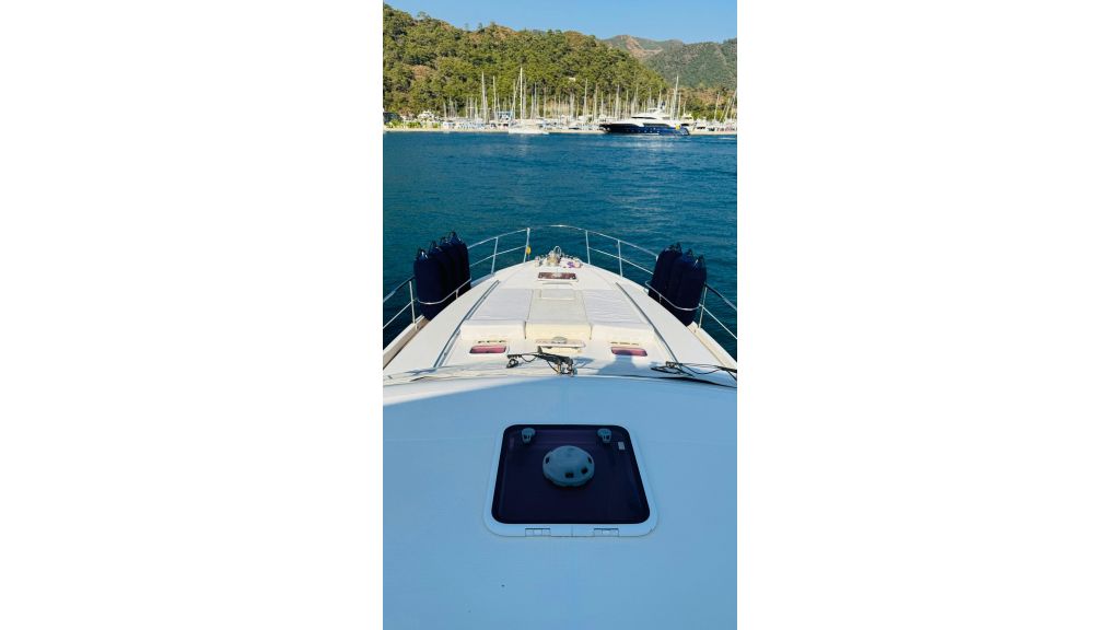 Guy Couach Motor Yacht (001)