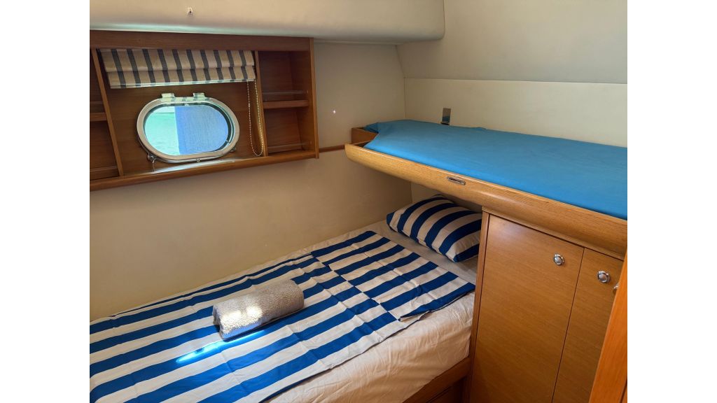 Guy Couach Motor Yacht (004)