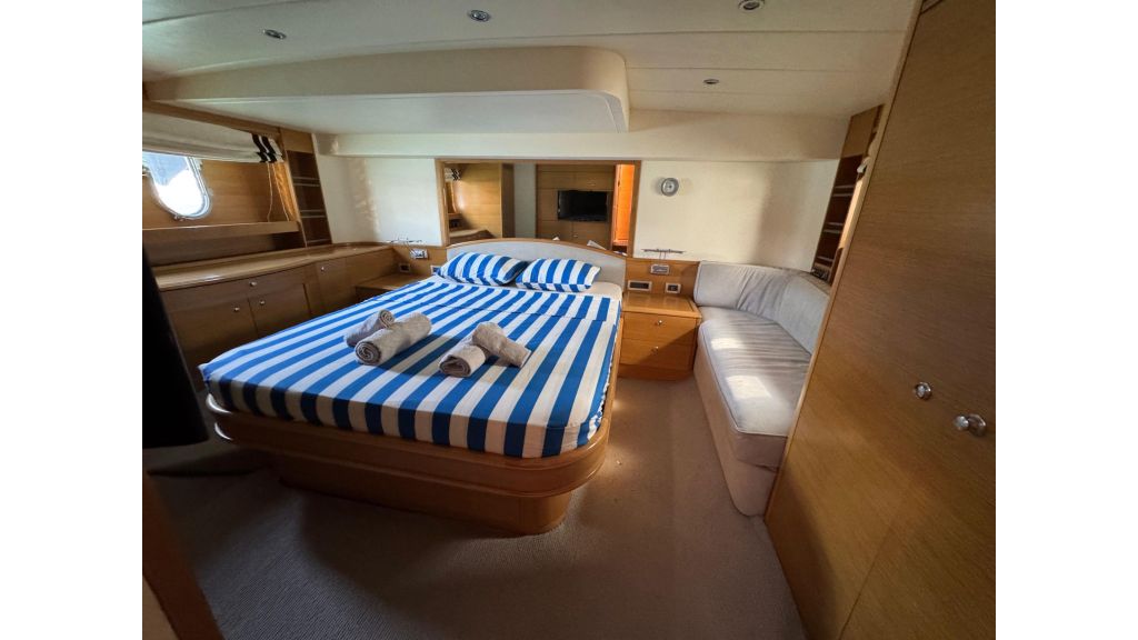 Guy Couach Motor Yacht (008)