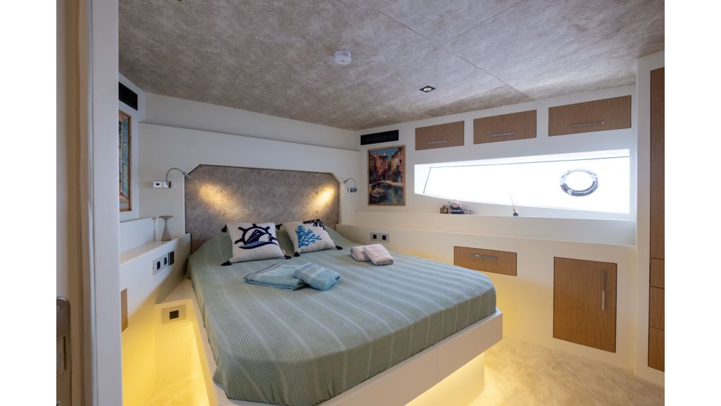 Ozde 2 MotorYacht (017)