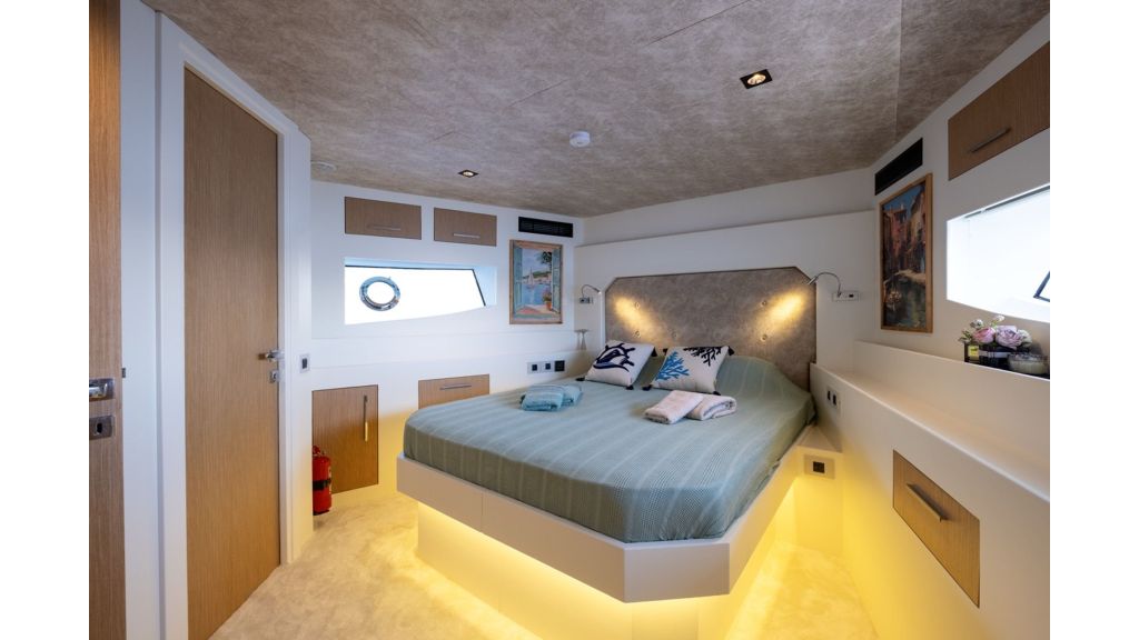 Ozde 2 MotorYacht (029)