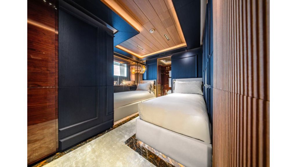 Raja2 MotorYacht (011)