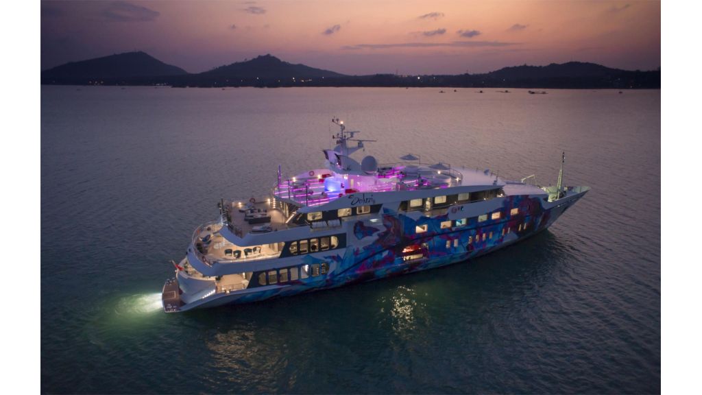Saluzi Motor Yacht (003)