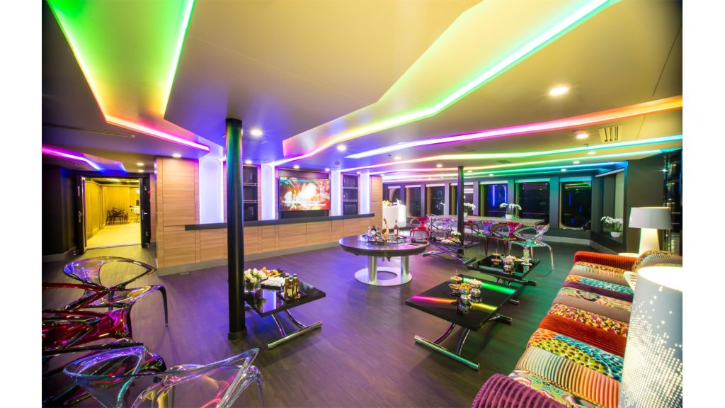 Saluzi Motor Yacht (016)