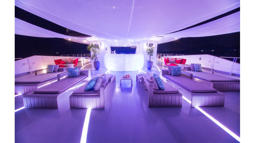 Saluzi Motor Yacht (019)