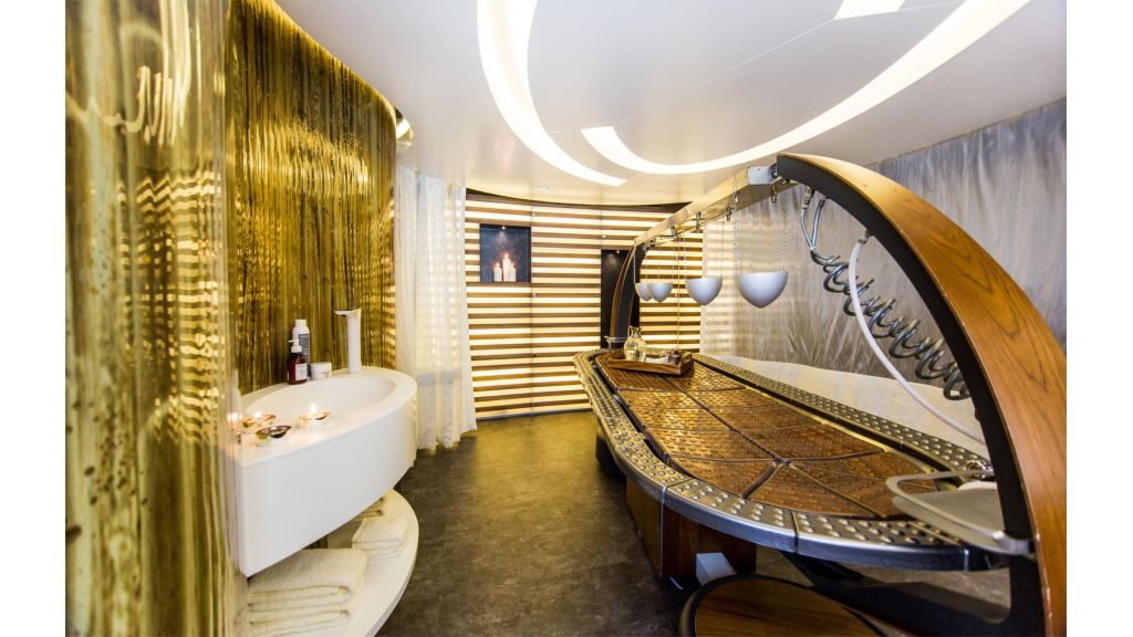 Saluzi Motor Yacht (023)
