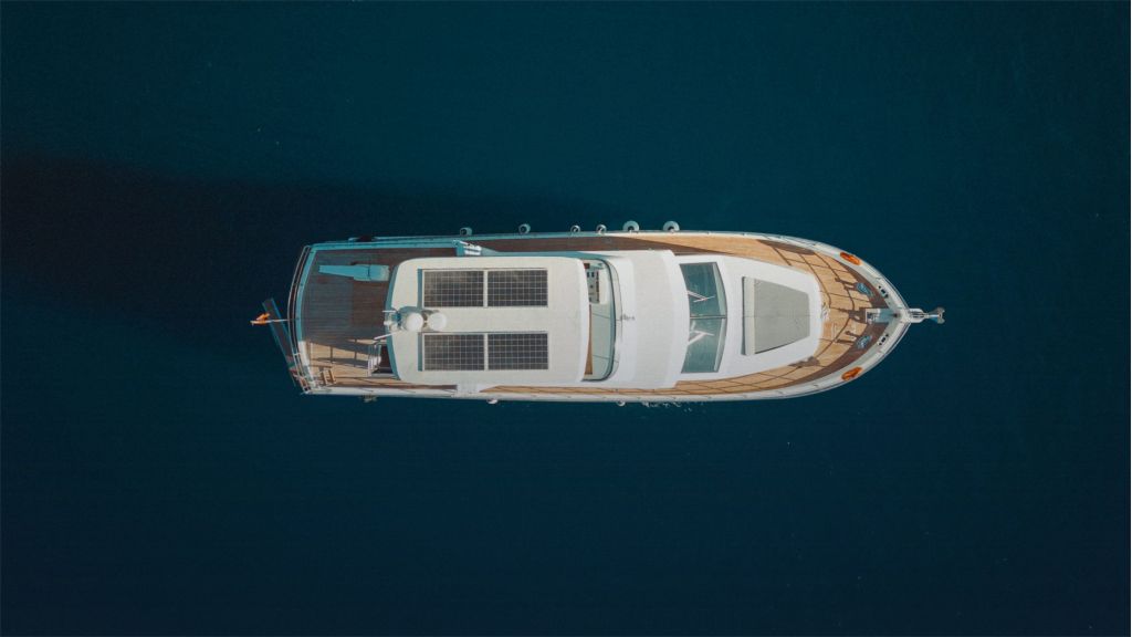 Vera 34 Motor Yacht (001)