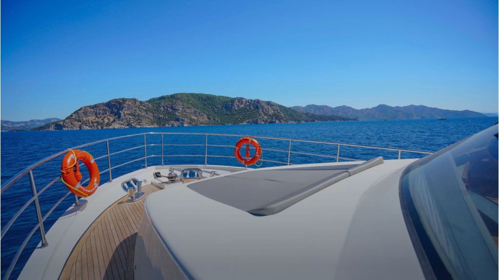 Vera 34 Motor Yacht (009)