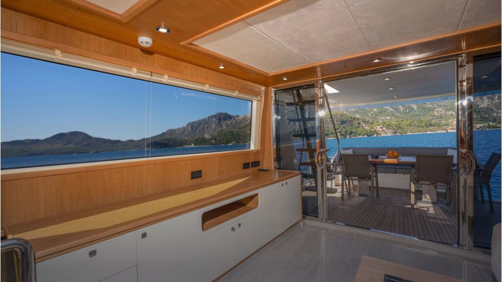 Vera 34 Motor Yacht (017)