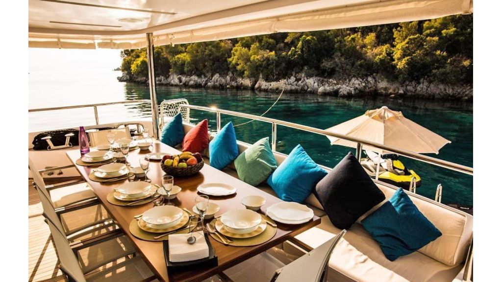 Benetti Tradition Supreme 108 (20)