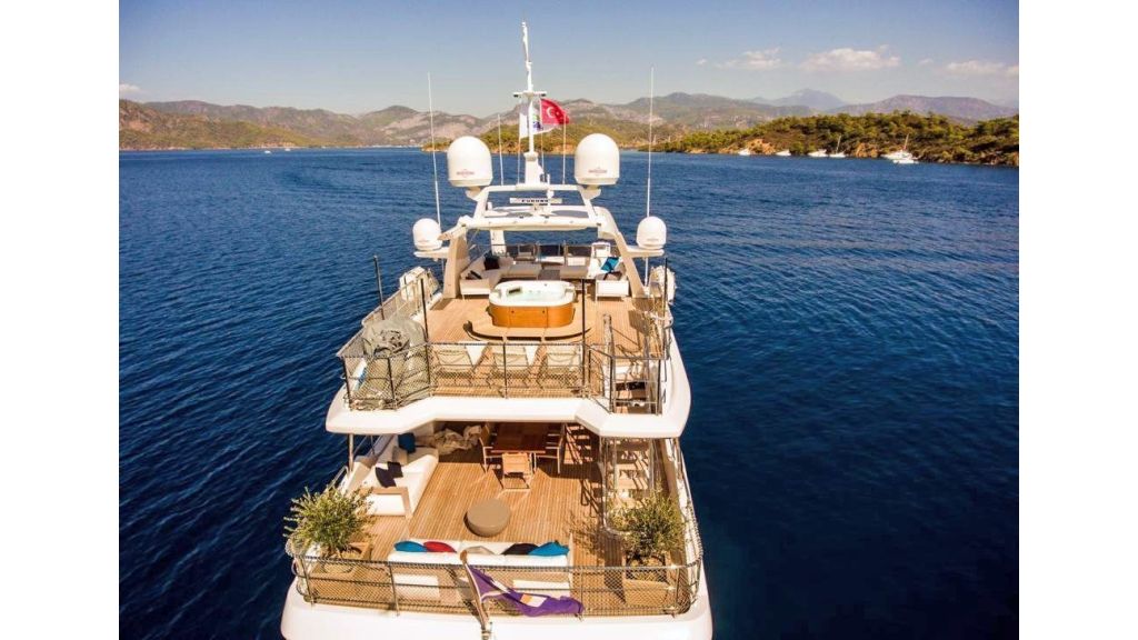 Benetti Tradition Supreme 108 (27)