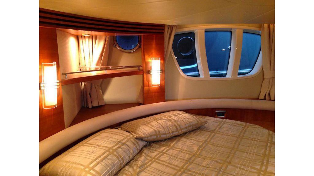 AZIMUT 55,