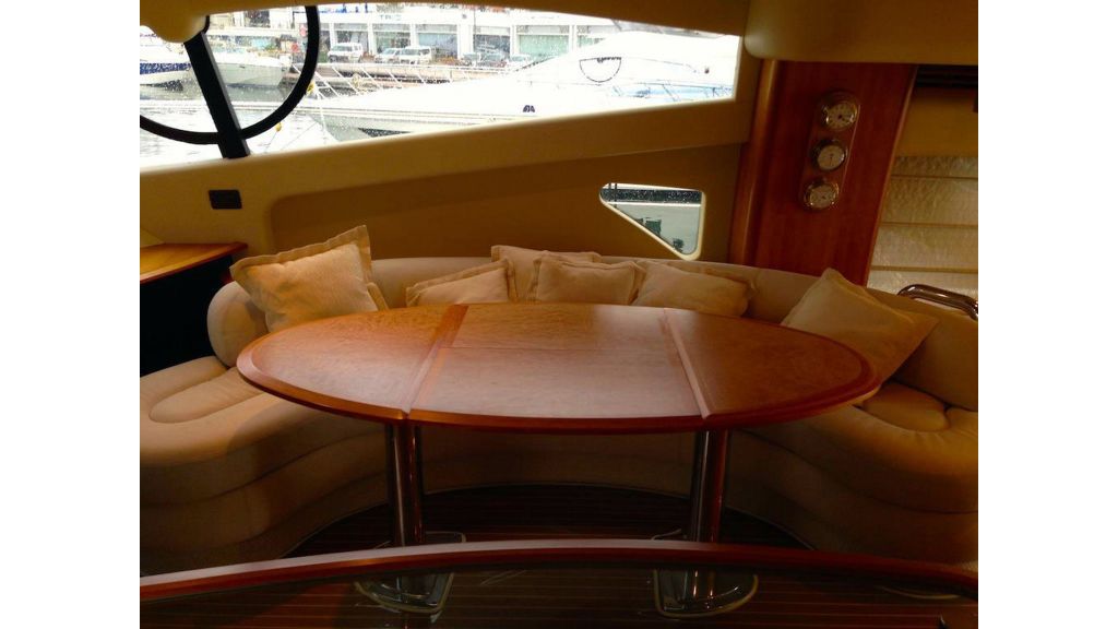 AZIMUT 55,