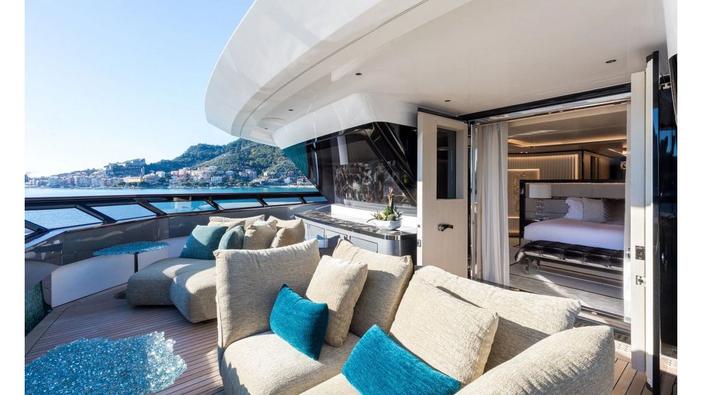 POLESTAR-Mega Yacht (22)
