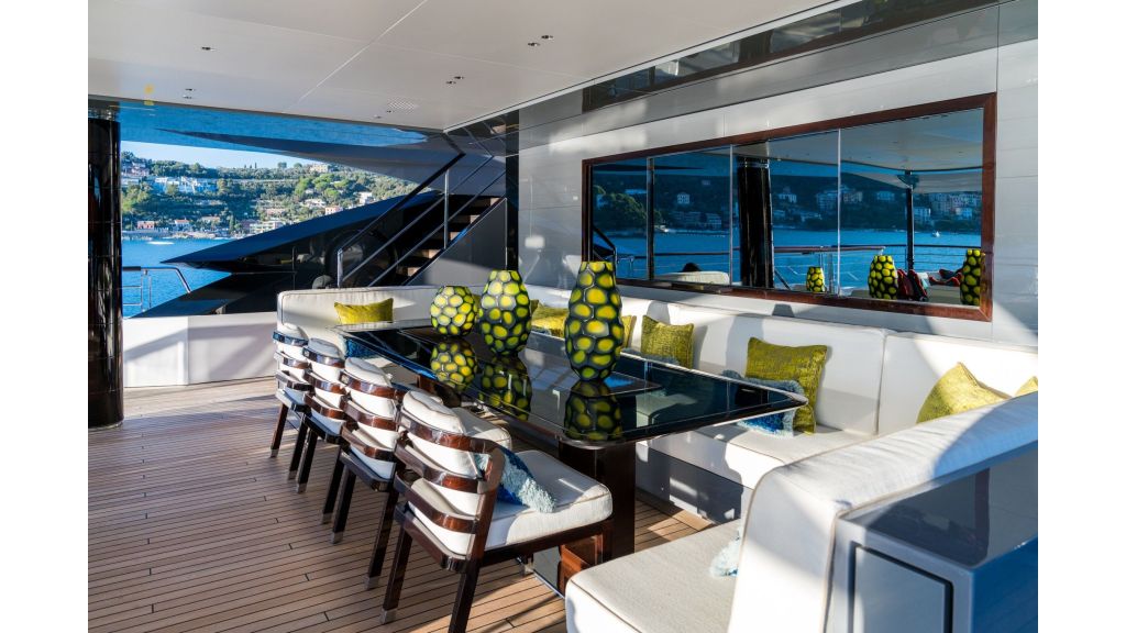 POLESTAR-Mega Yacht (3)