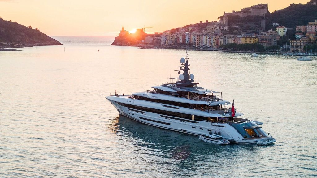 POLESTAR-Mega Yacht (30)