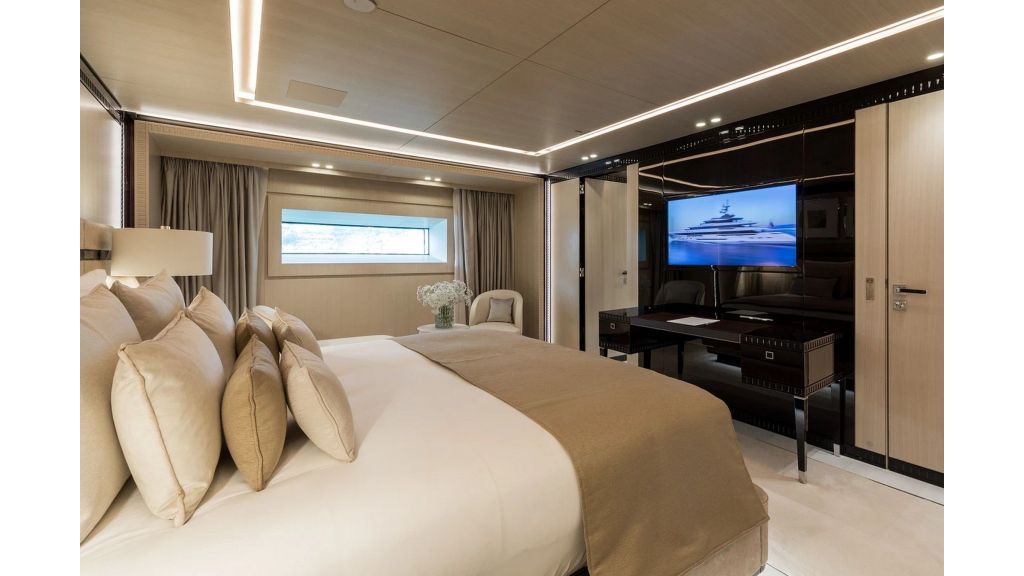 POLESTAR-Mega Yacht (6)
