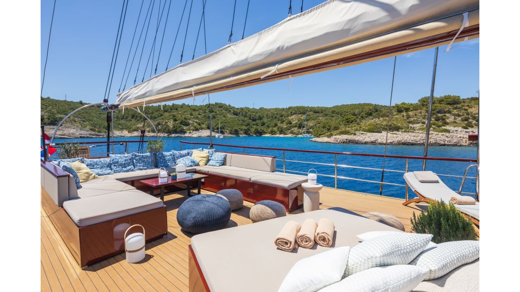 Romanca (66)
