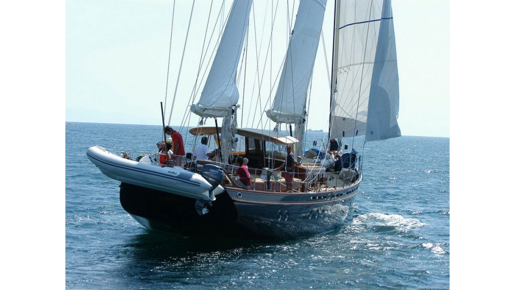 1288884796_sailing_yacht__21