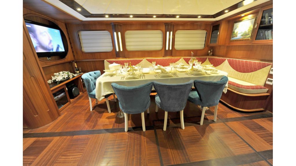 30m Charter Gulet for Sale (4)