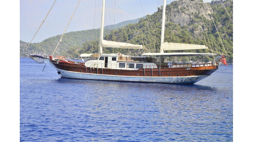 30m Charter Gulet for Sale (59)