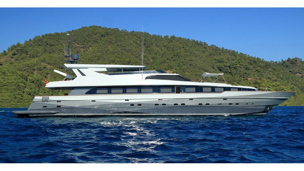 39m Mahogany Built Motor Yacht for Sale