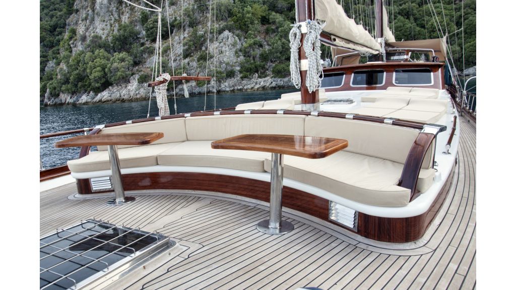 4 cabins custom gulet