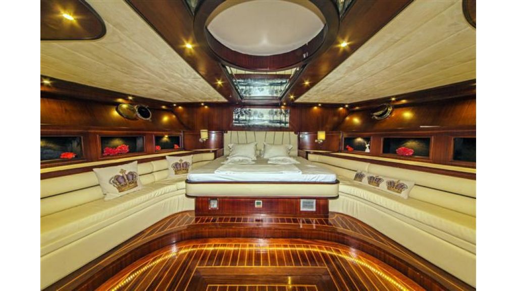 6 cabin luxury charter gulet (31)