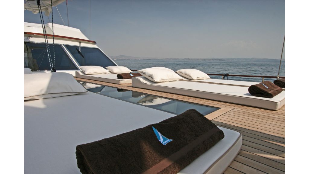 Getaway Luxury Sailing Yacht (22)