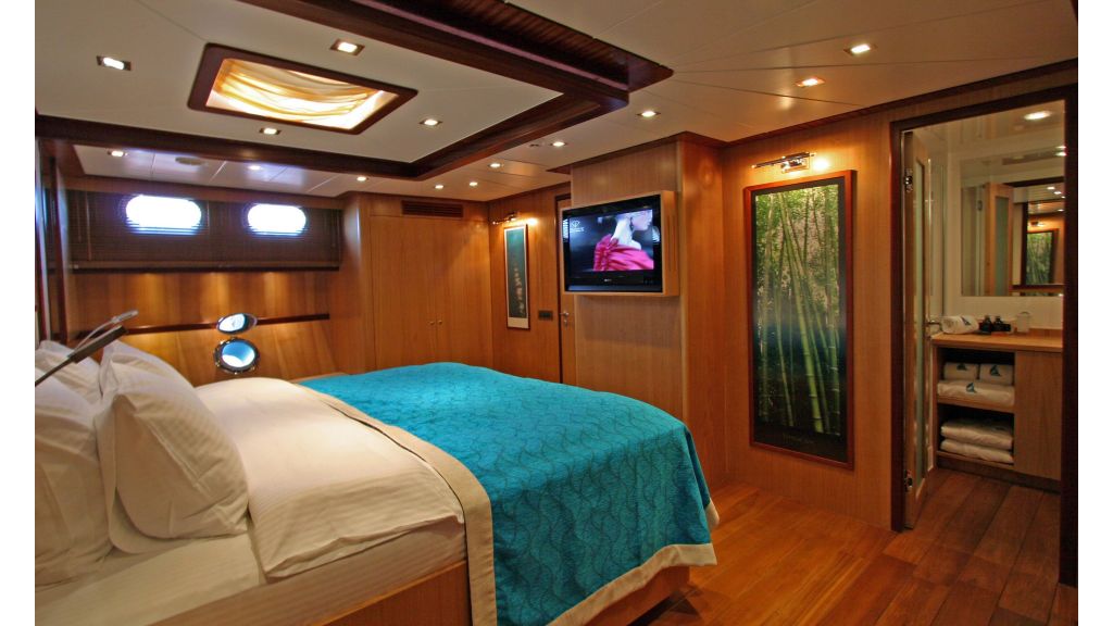 Getaway Luxury Sailing Yacht (25)