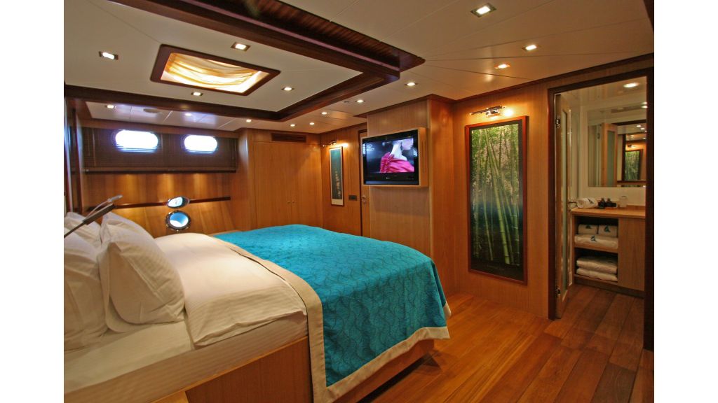 Getaway Luxury Sailing Yacht (26)