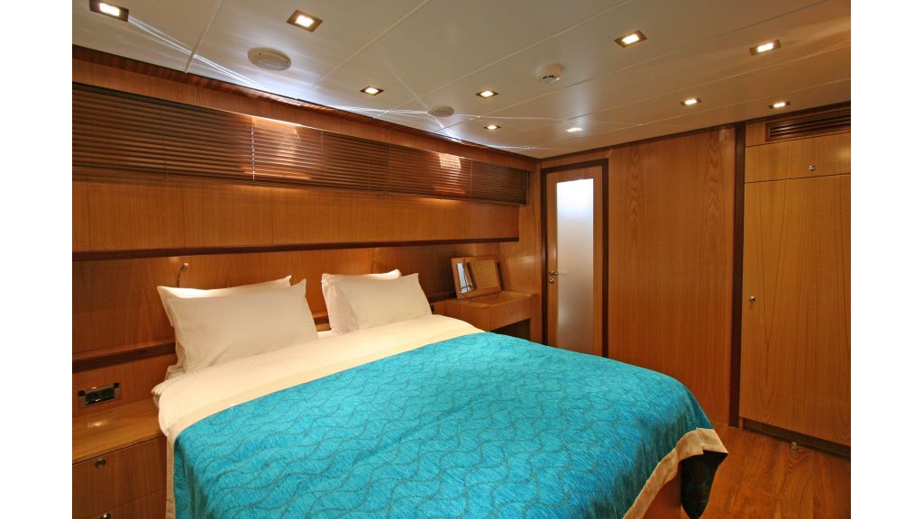 Getaway Luxury Sailing Yacht (30)