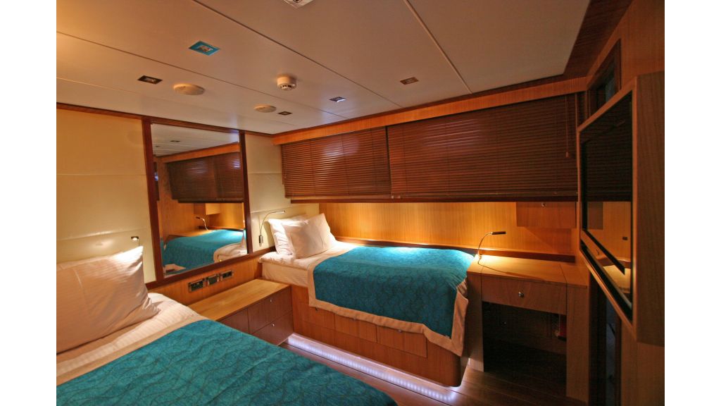 Getaway Luxury Sailing Yacht (36)