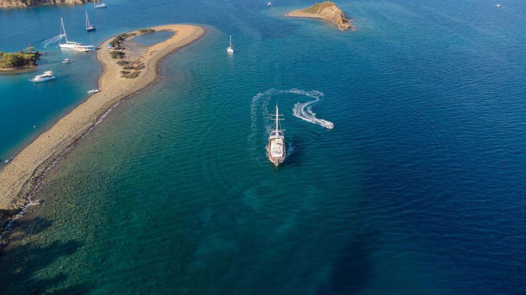 Gulet Pronto White (002)