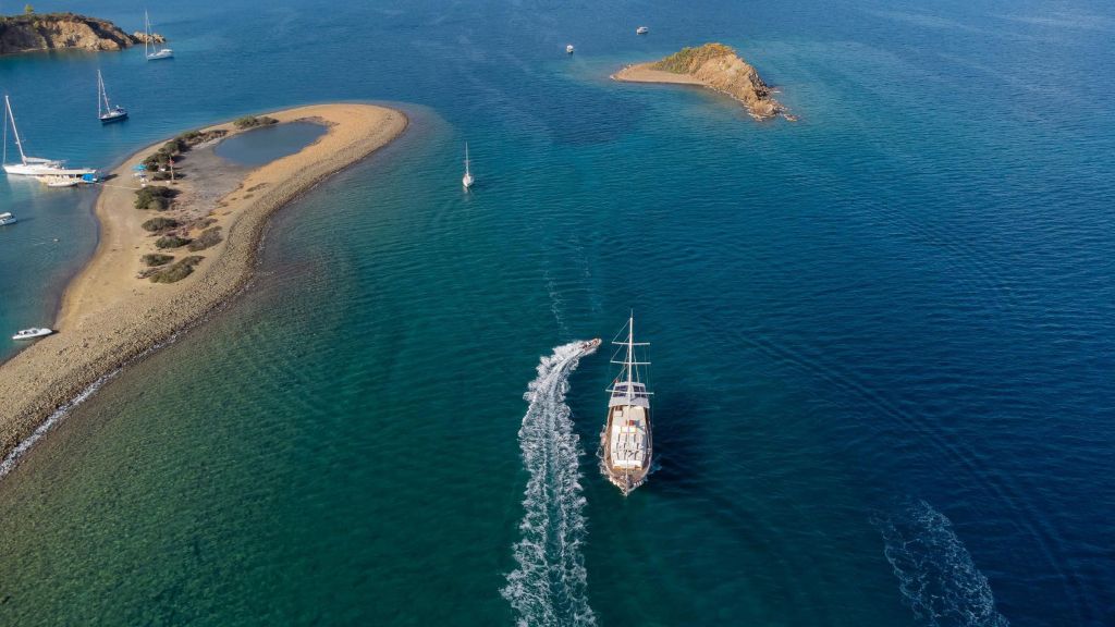 Gulet Pronto White (006)