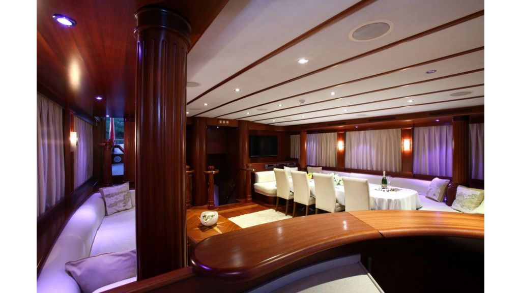 Kaya-Guneri-V-Luxury Yacht (27)