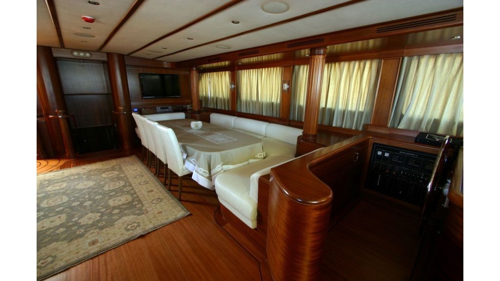 Kaya-Guneri-V-Luxury Yacht (29)