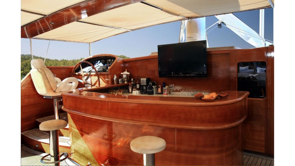 Kaya-Guneri-V-Luxury Yacht (32)