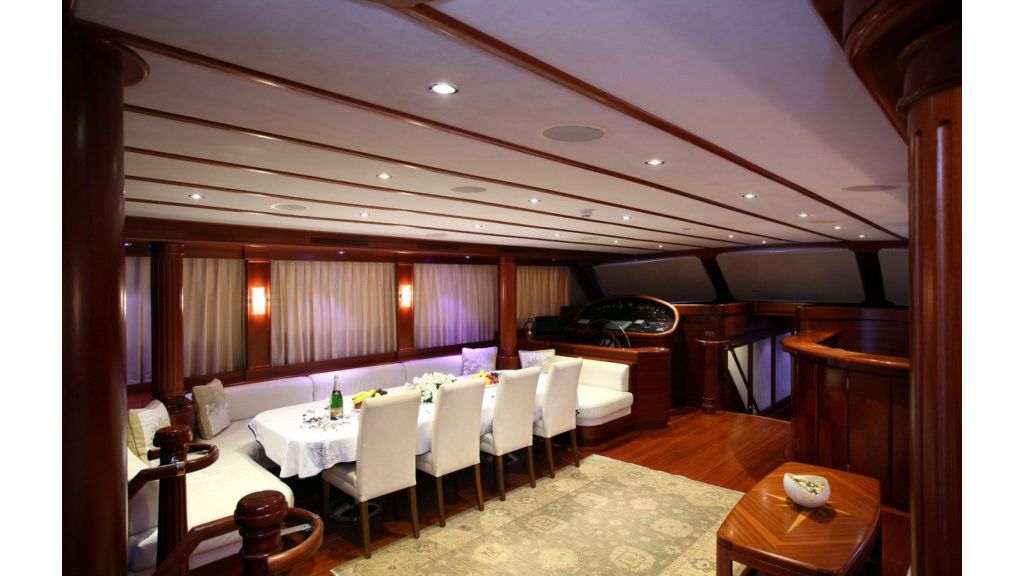 Kaya-Guneri-V-Luxury Yacht (5)