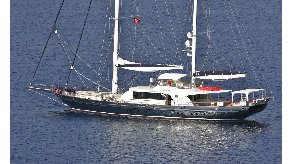 Levantin-Luxury-Sailing-Yacht (3)