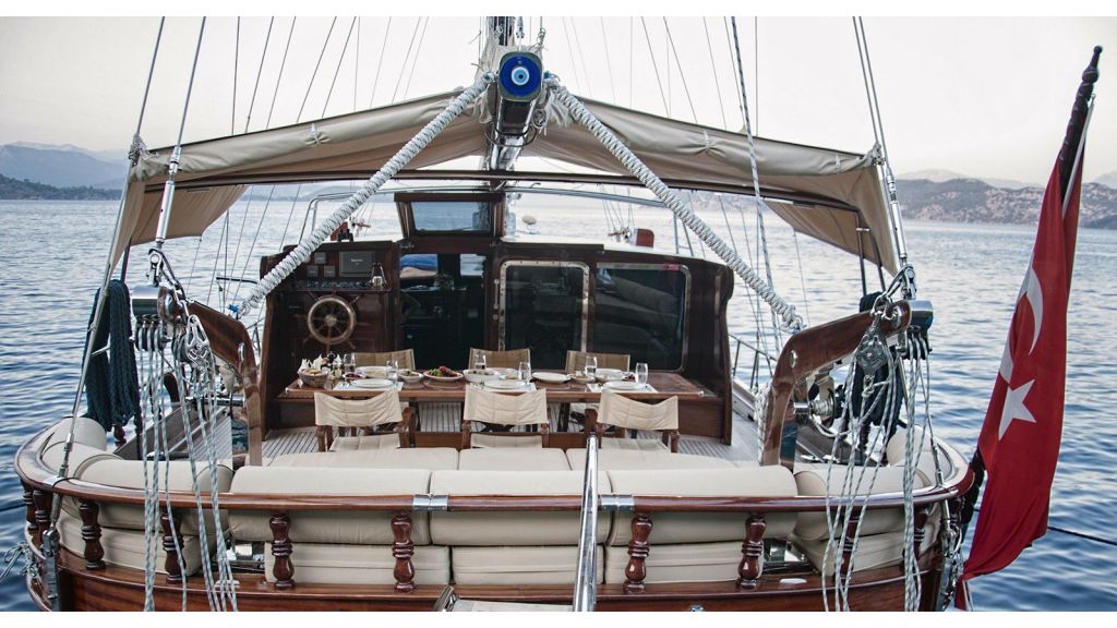 Mikado Luxury sailing yacht-master